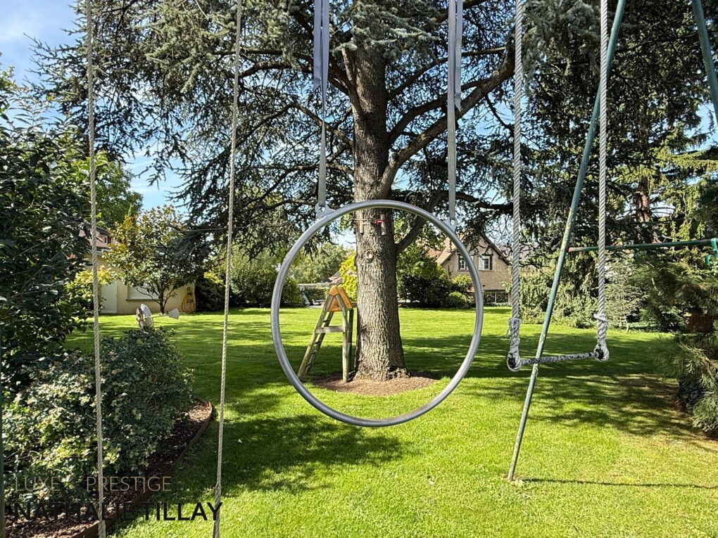 4354